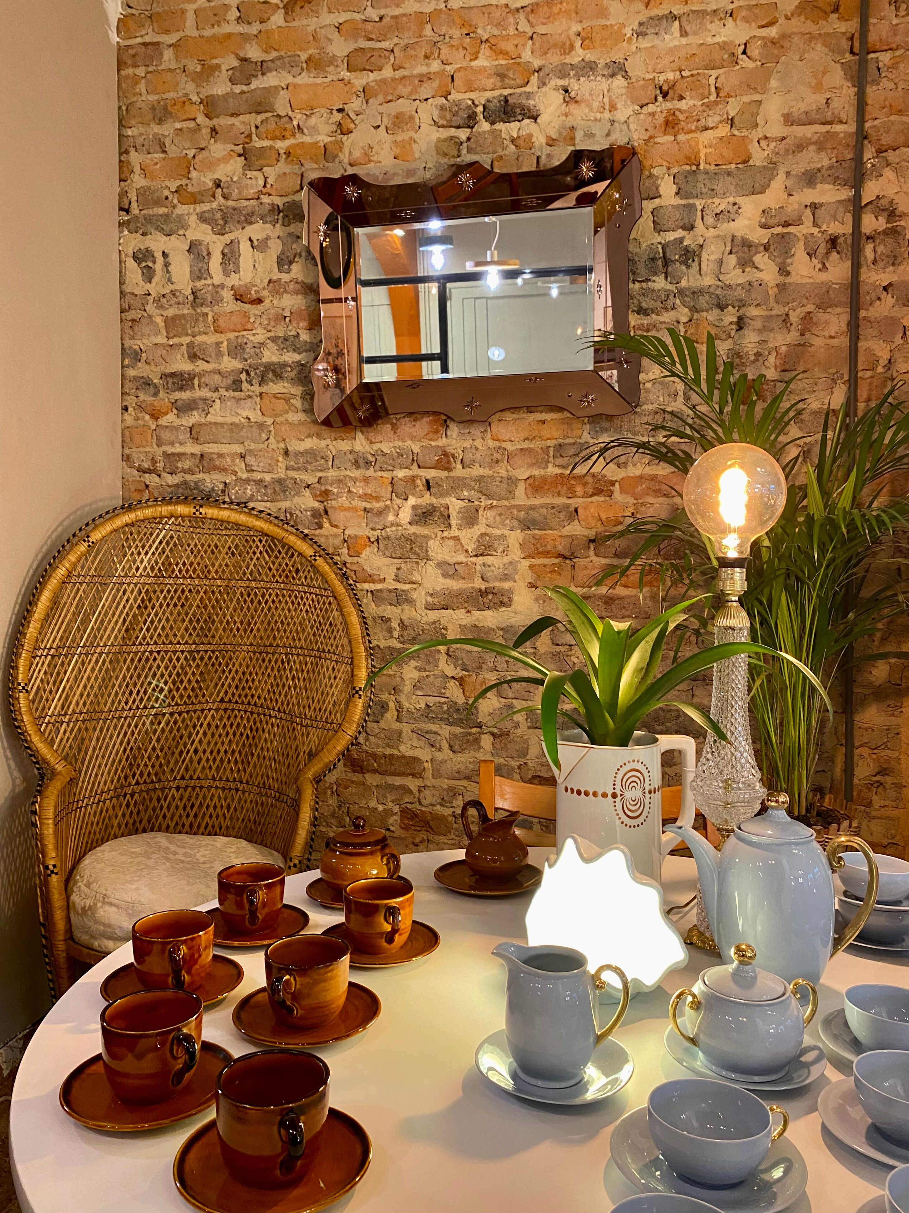 Two-tone Venetian mirror