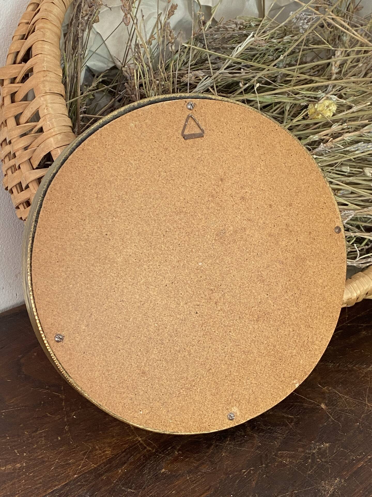 Miroir rond en bois de couleur dorée