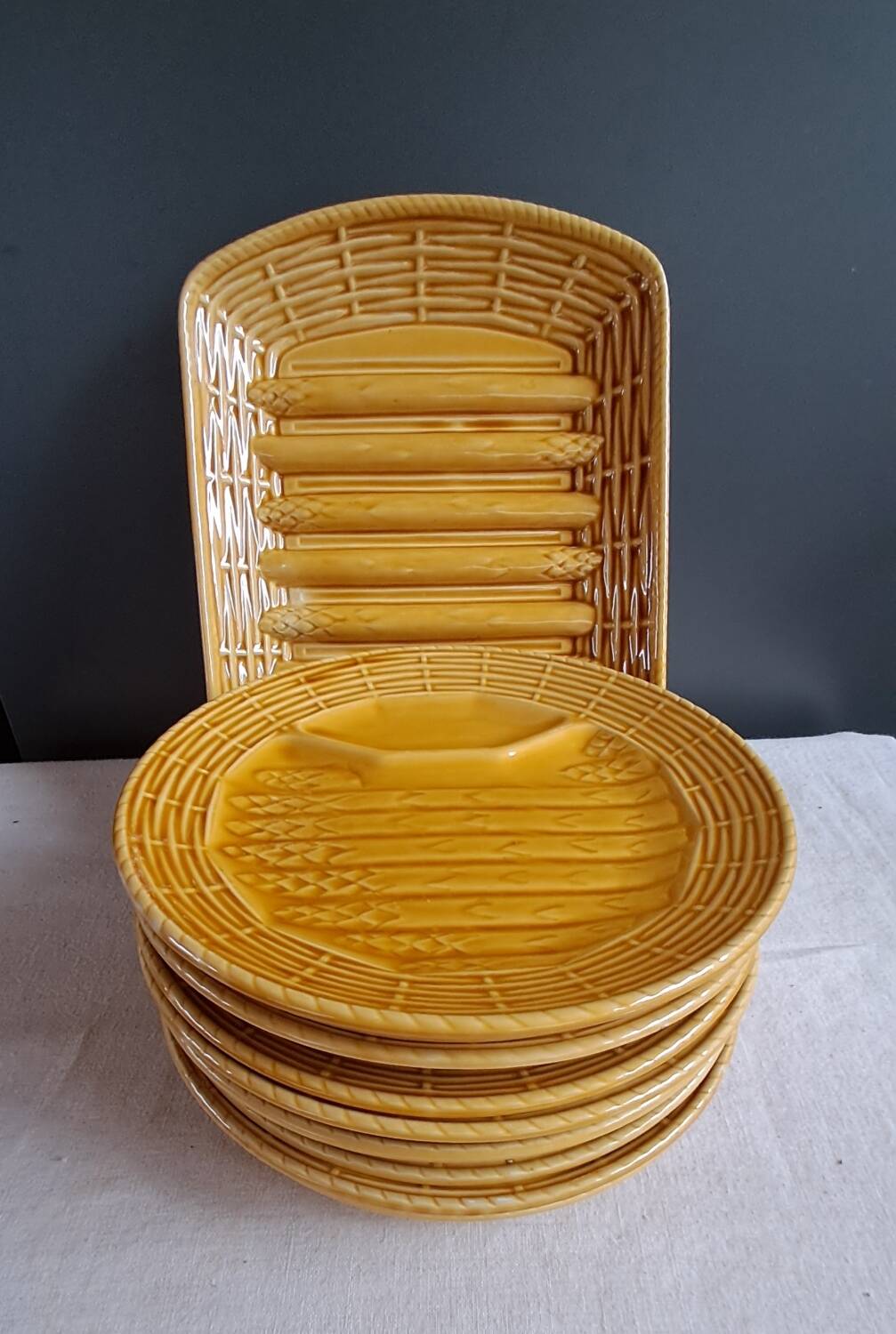 Asparagus serving set