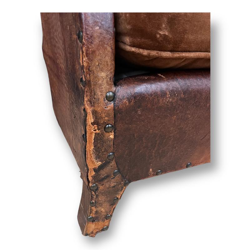 Sofa and 2 club armchairs