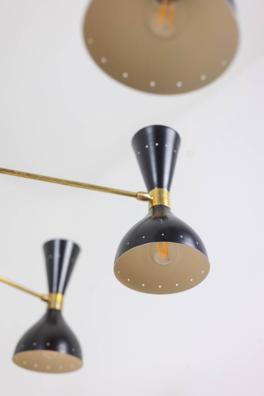 Black lacquered metal 12-arm light chandelier. Contemporary.