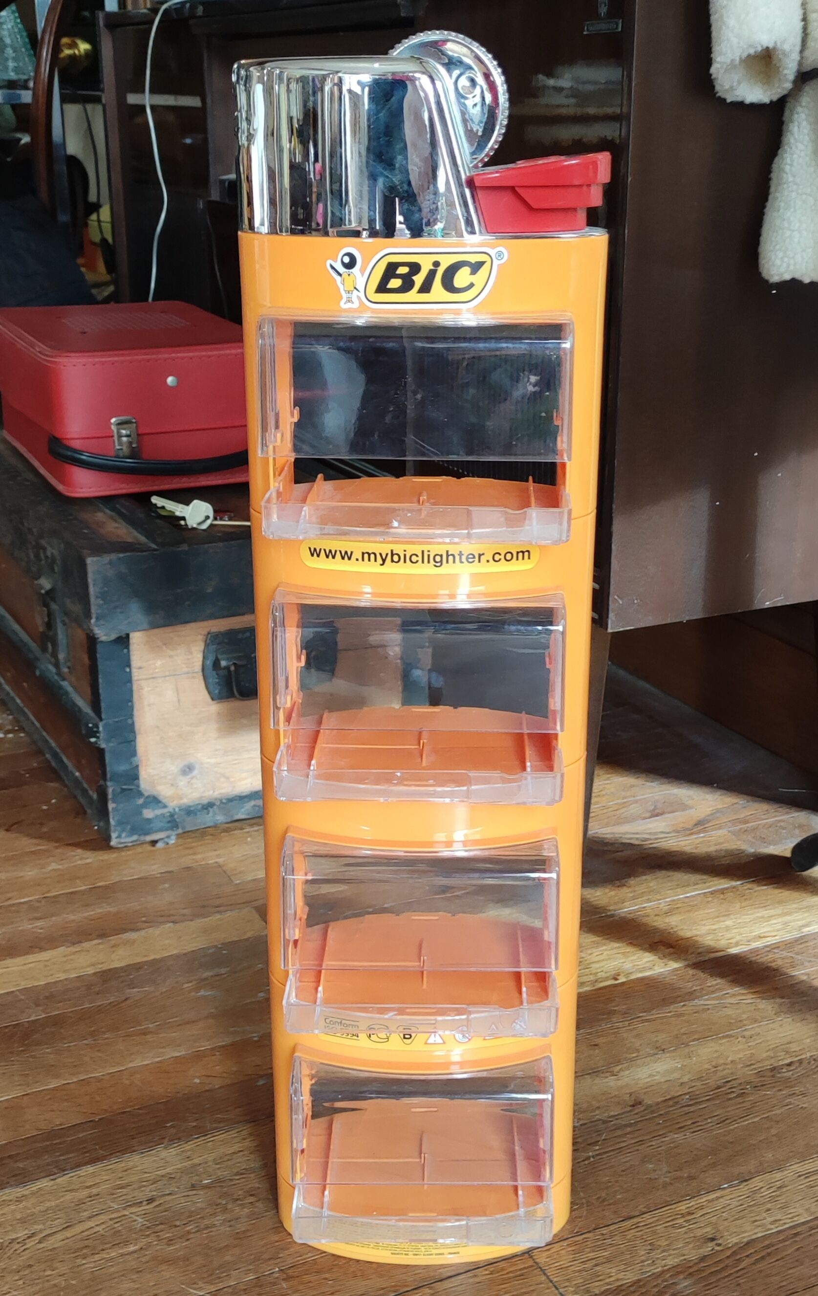 Vintage Advertising Display Lighter BIC