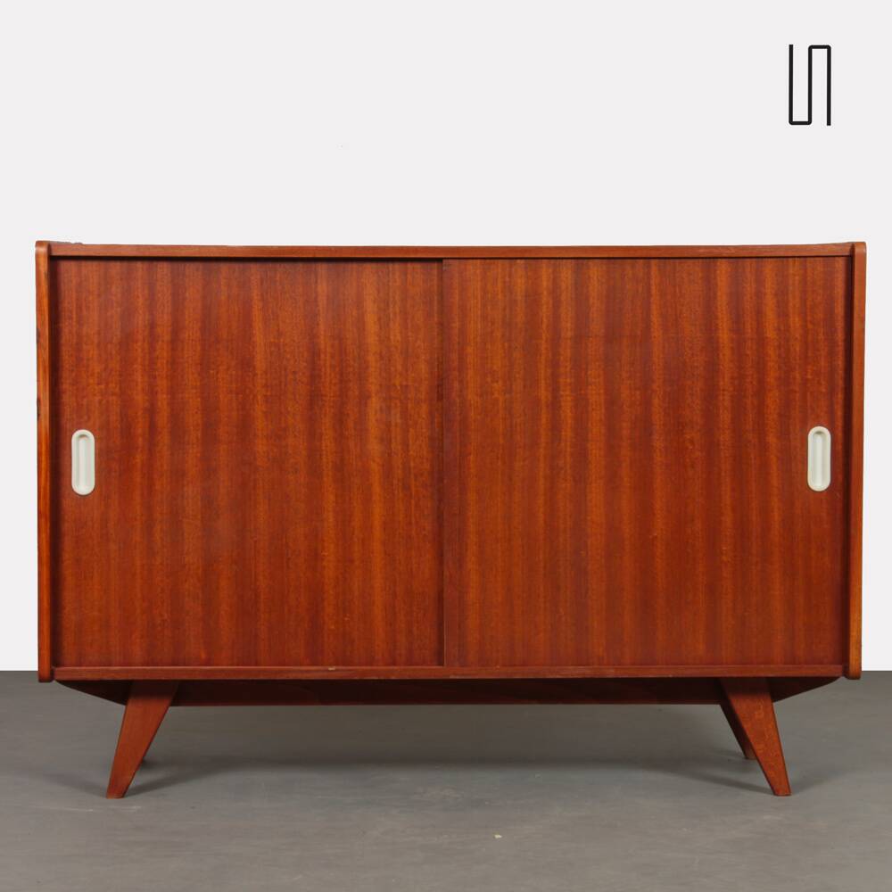 Commode en placage acajou dessinée par Jiri Jiroutek, modèle U-452, 1960