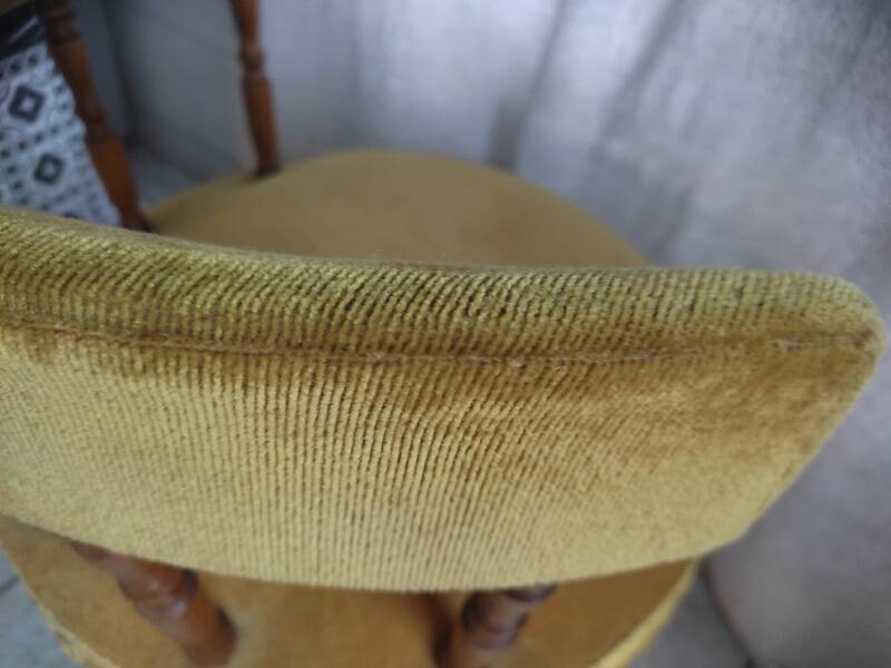 Toad armchair wood yellow ocher velvet fabric