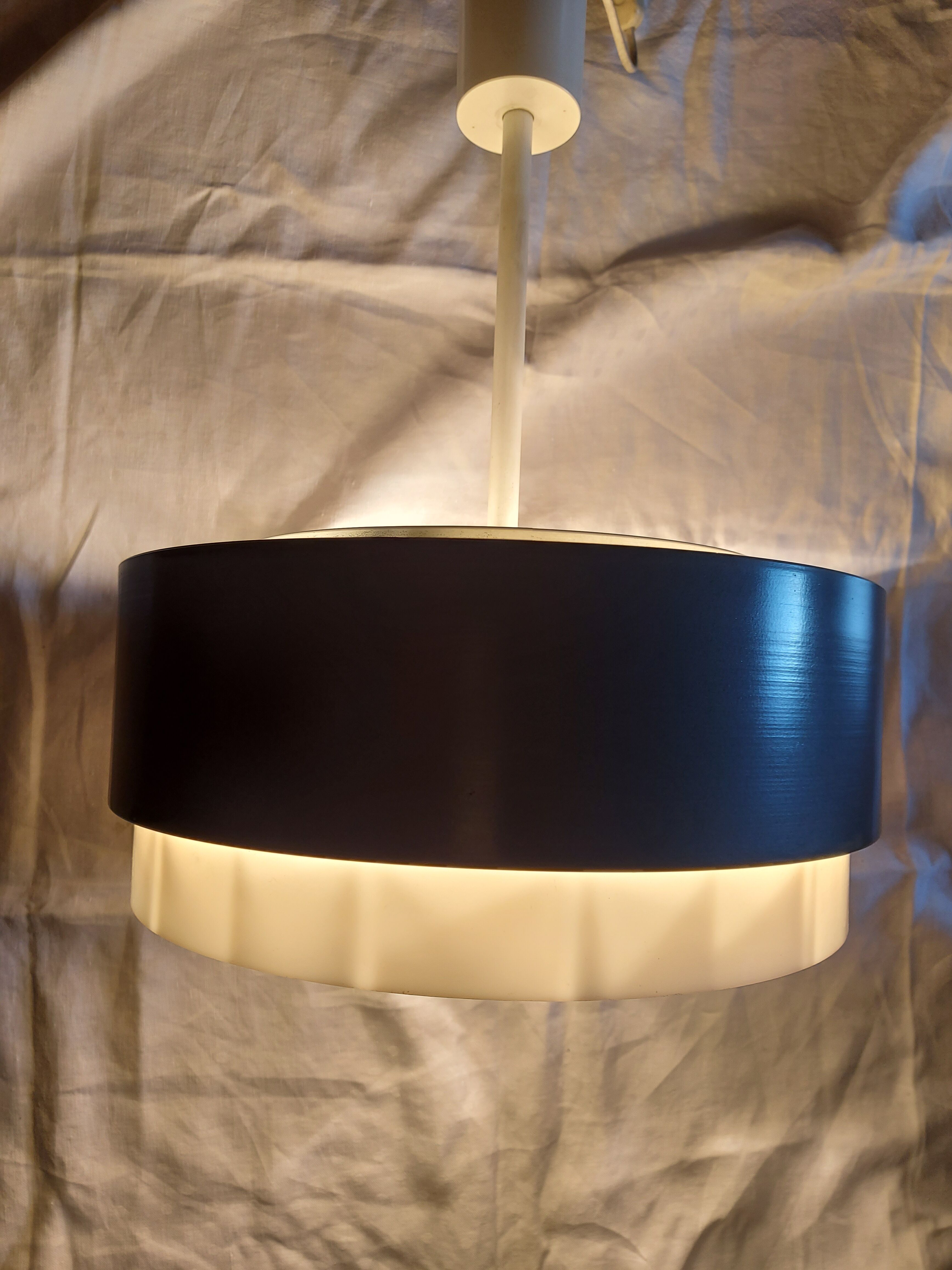 Scandinavian hanging lamp