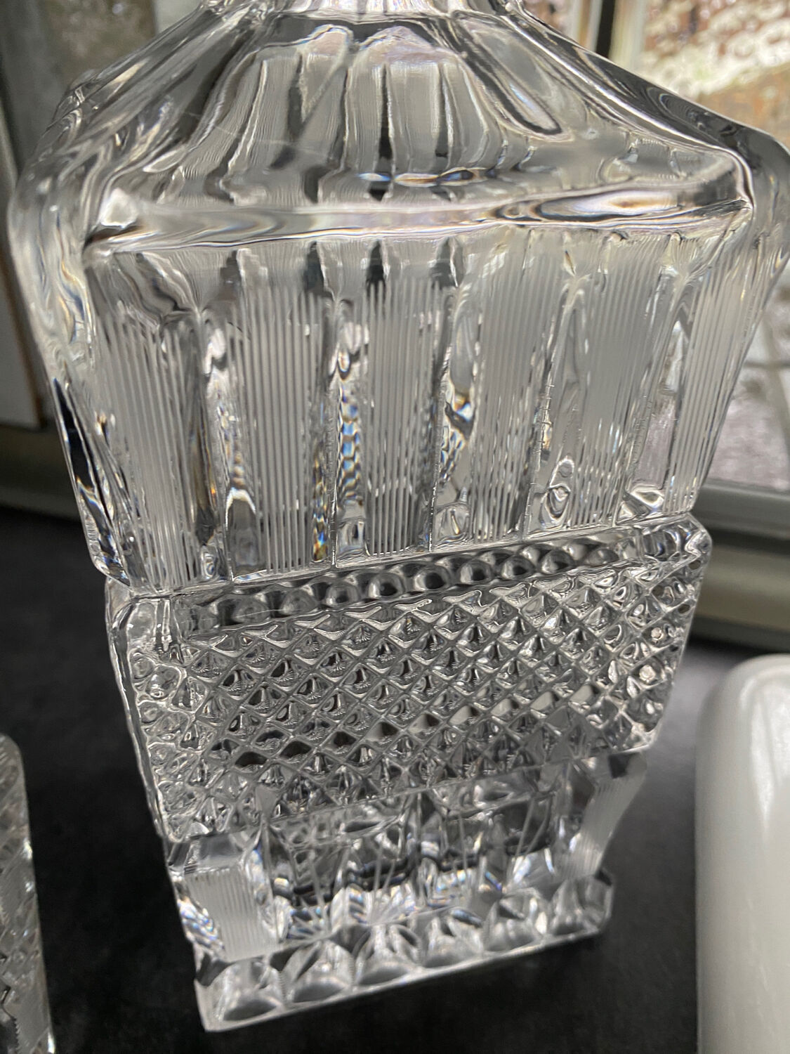 Crystal decanter