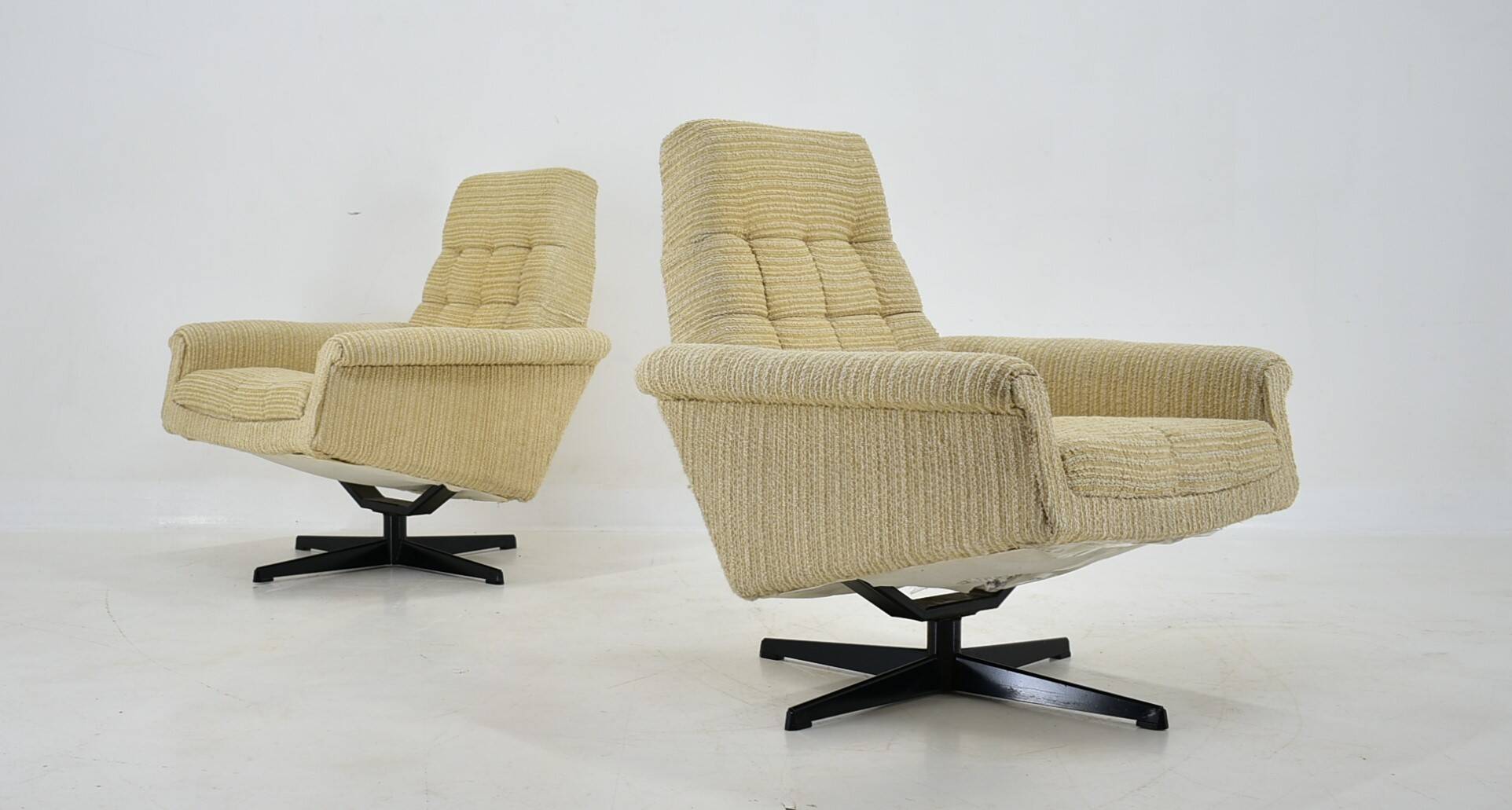 Pair of Armchairs, Tabouret by Morávek a Munzar, 1968s