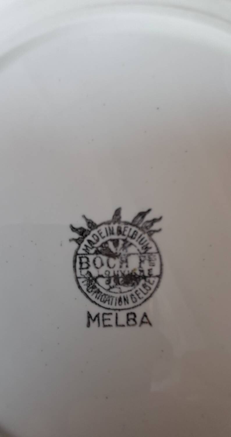 6 flat plates Boch Frères La Louvière. Melba