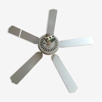 Ceiling fan, 5 Canées Wood Blades, 2 Speeds, without lighting.