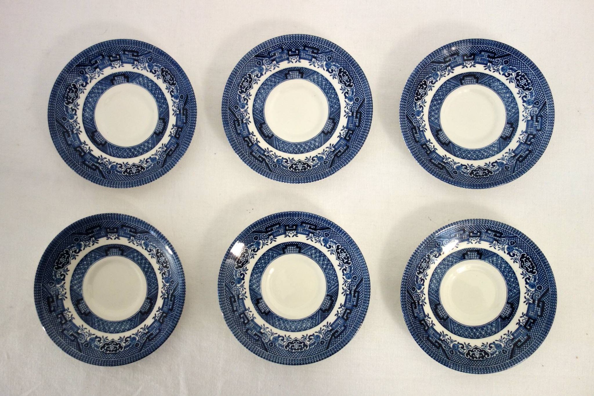 6 Vintage Blue Willow CHURCHILL Cups and Saucers, England