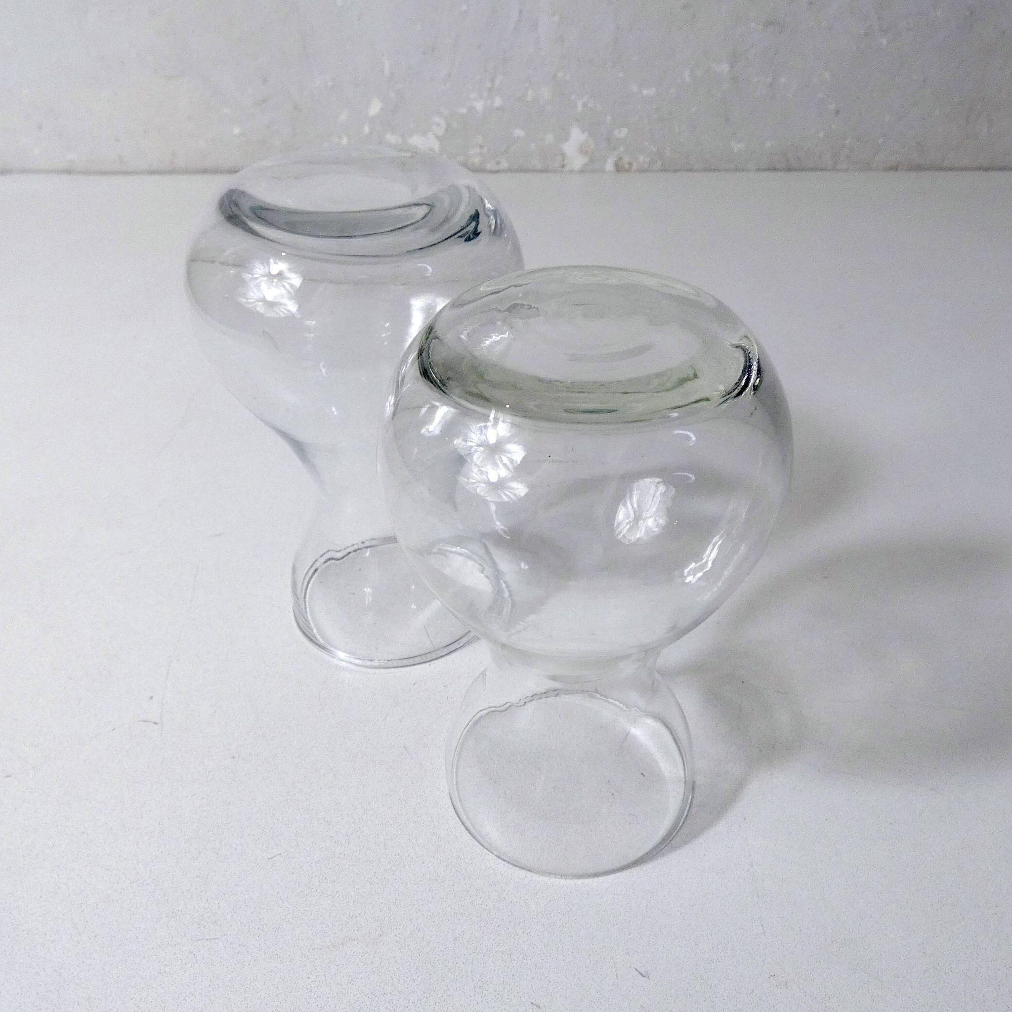 2 anciens vases à bulbe jacinthe en verre soufflé vintage