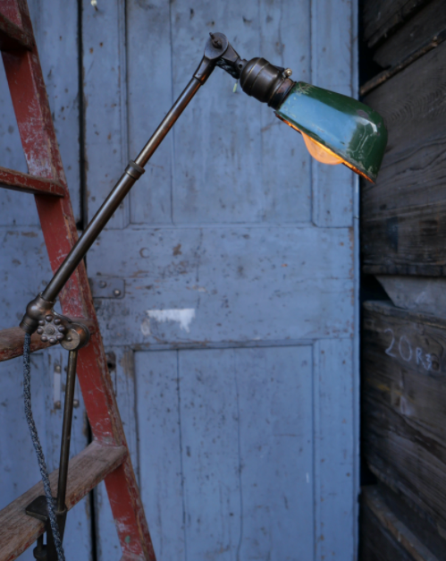 LAMP OC White wall attachment