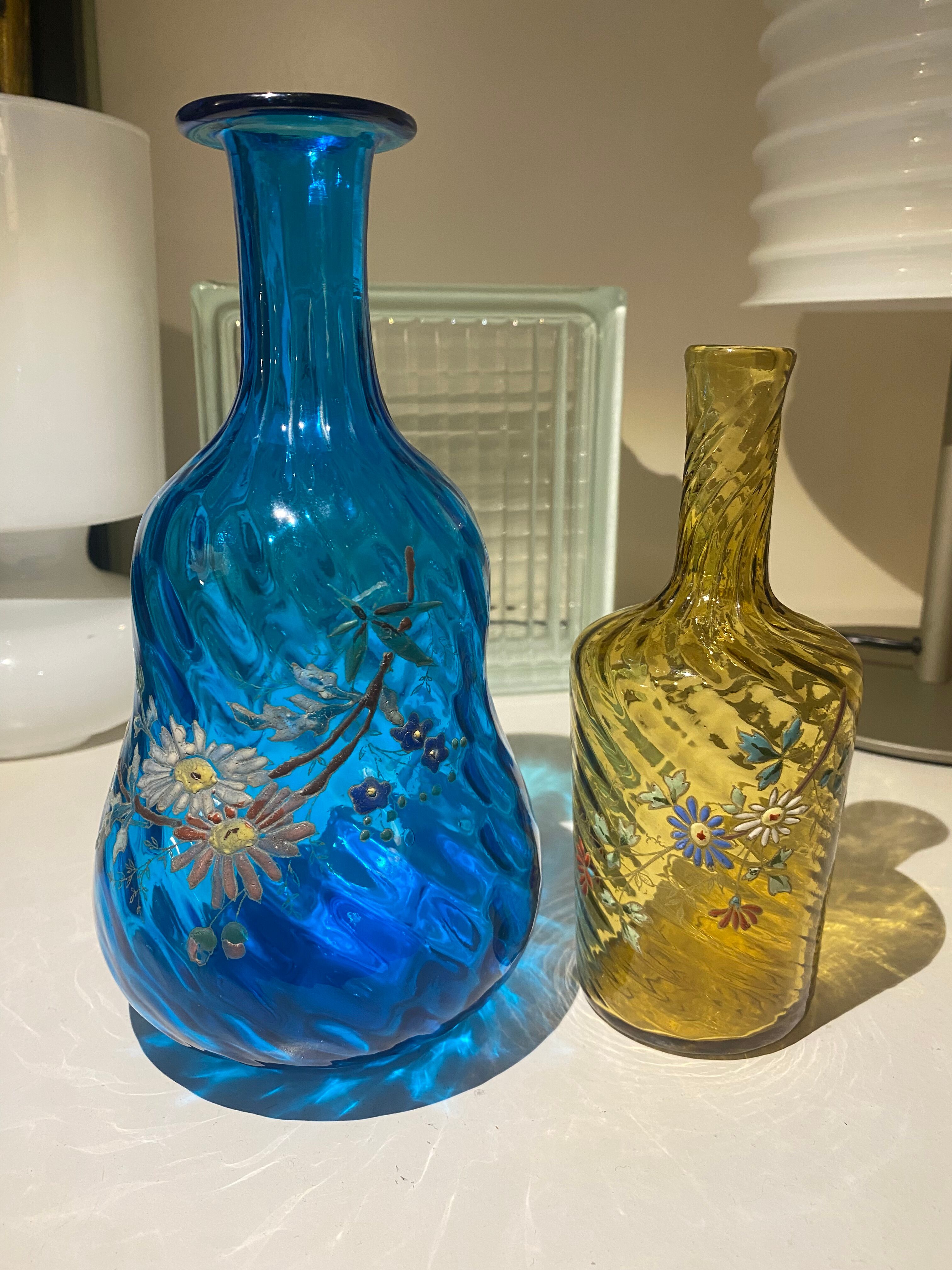 2 painted and enamelled turned glass bottles Napoleon III 3