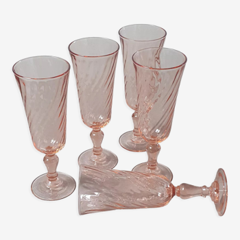 5 champagne glasses