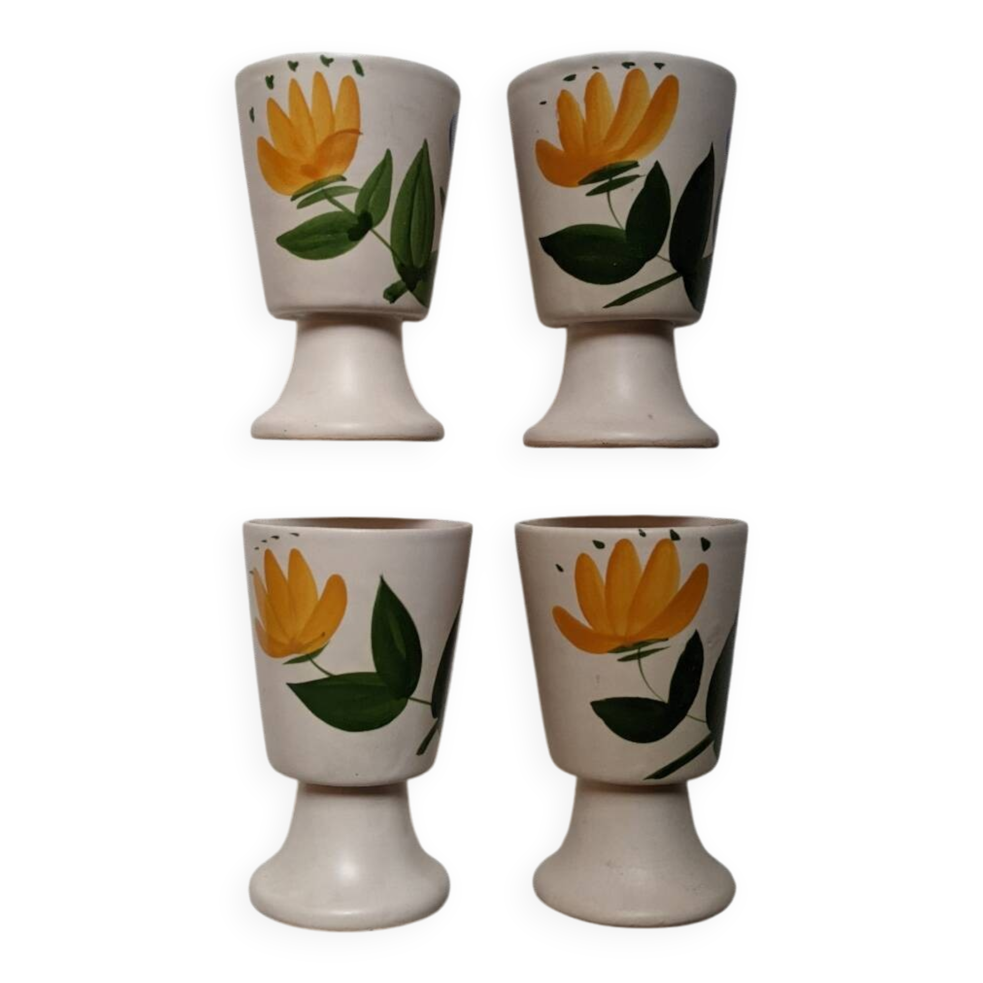 Ceramic mazagran with hand-painted floral decoration.