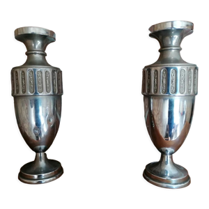 vases-urnes en métal