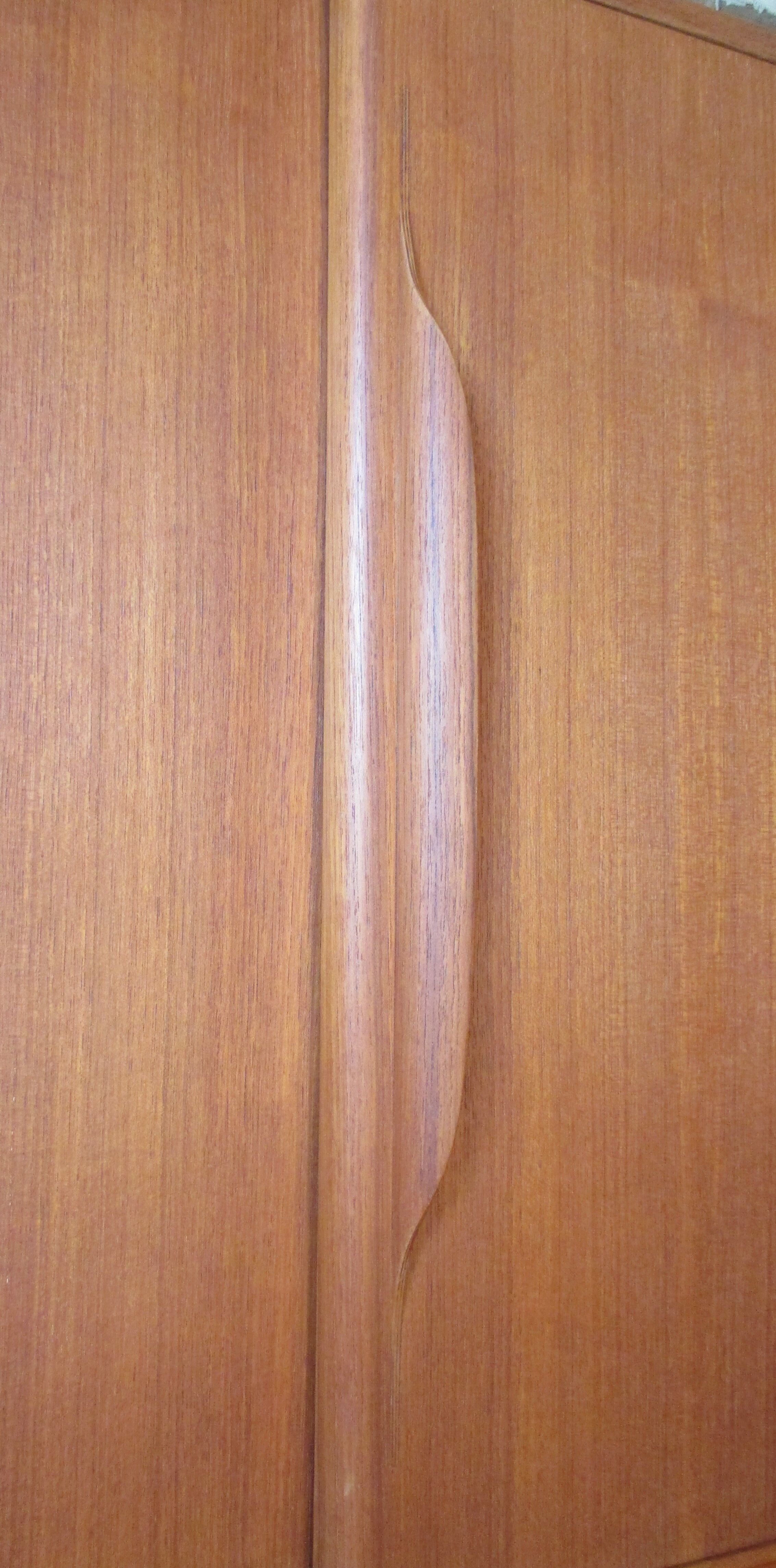 Enfilade haute danoise en teck de Johannes Andersen