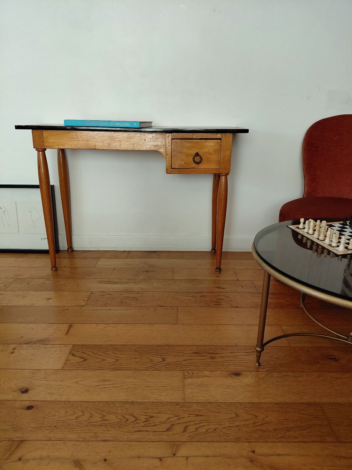 Vintage console from the 50s and 60s.
