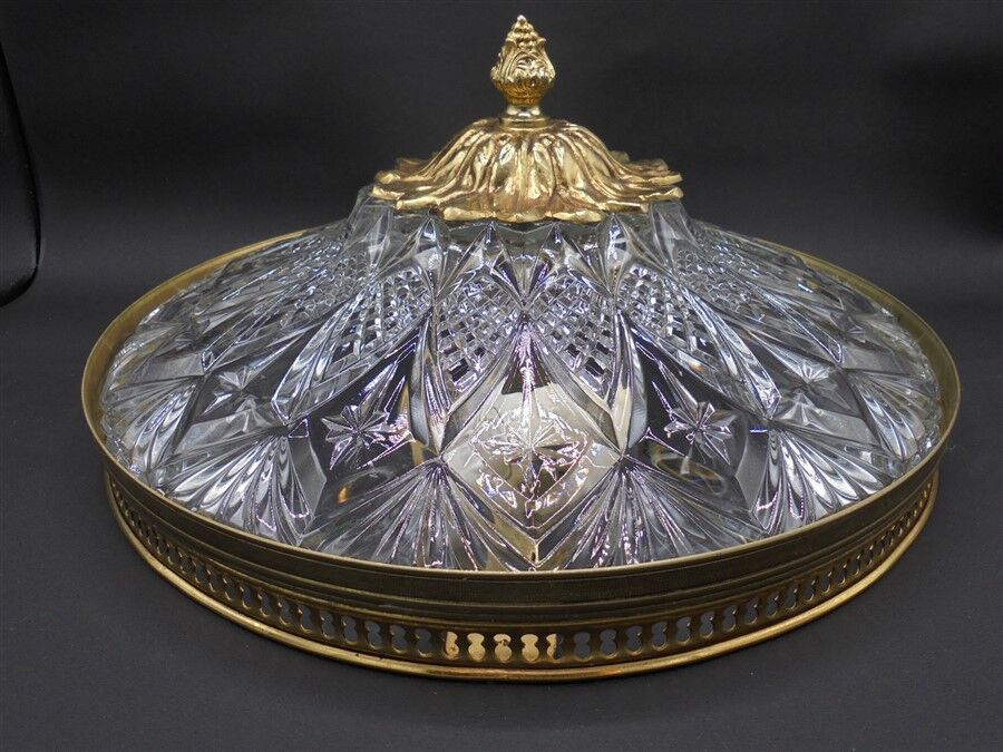 Ceiling lamp in glass and brass