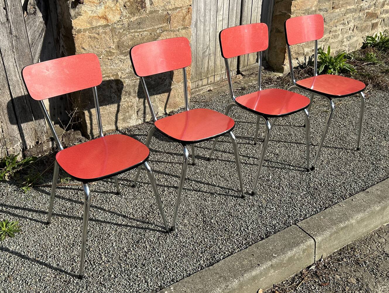 Red Formica table, 4 matching Formica chairs, vintage, 60s.