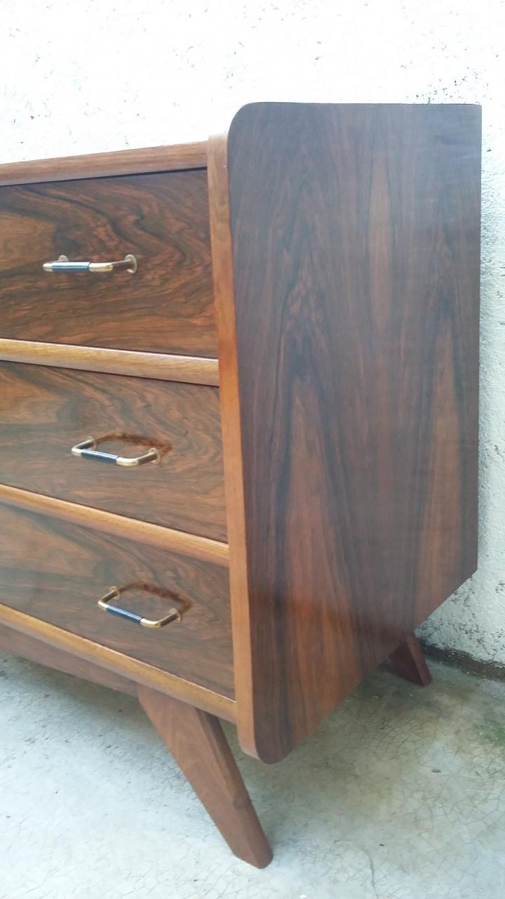 Commodity vintage feet compass