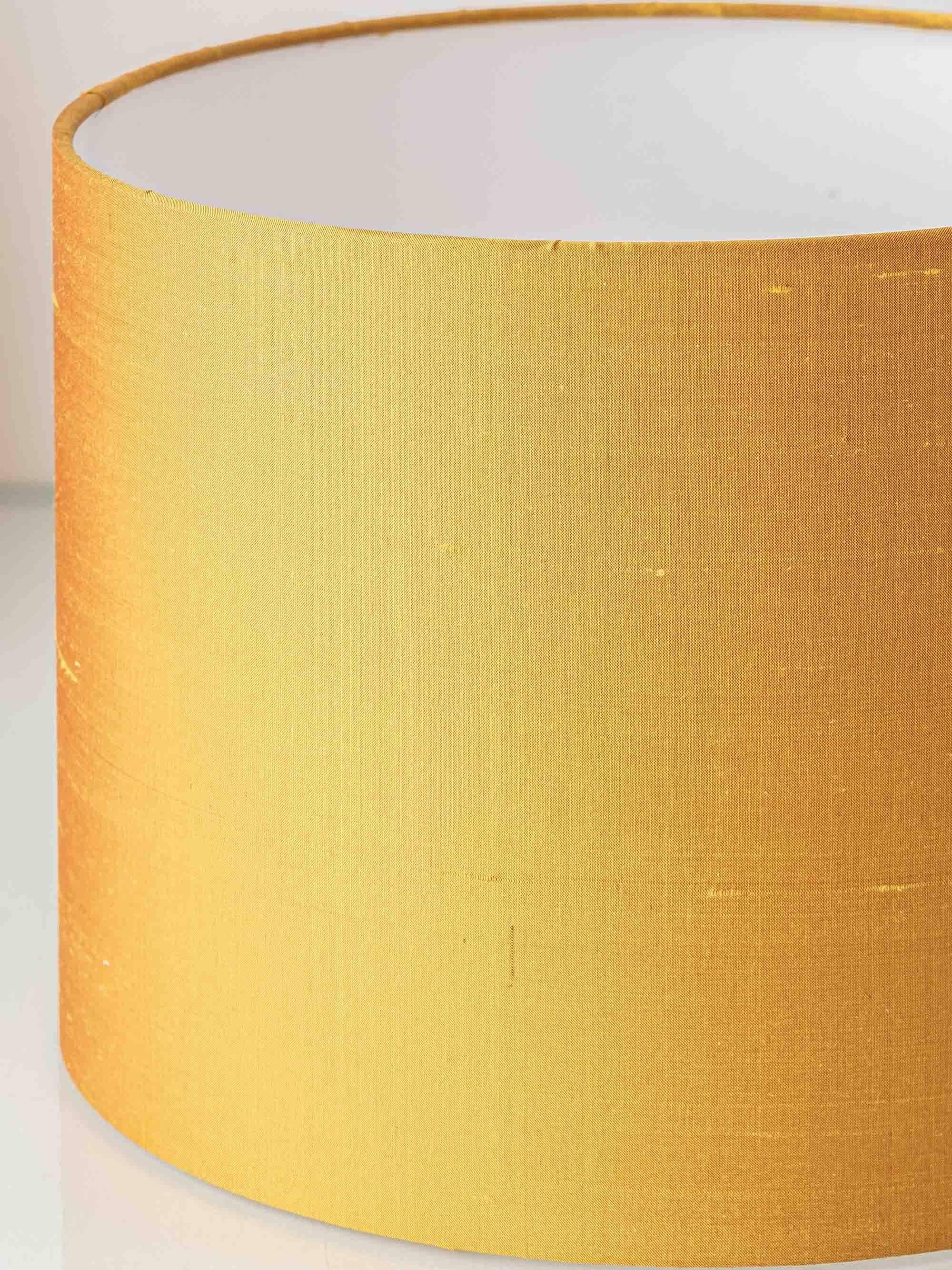 Italian apothecary jar table lamp with new Dupion silk shade, 19th century.