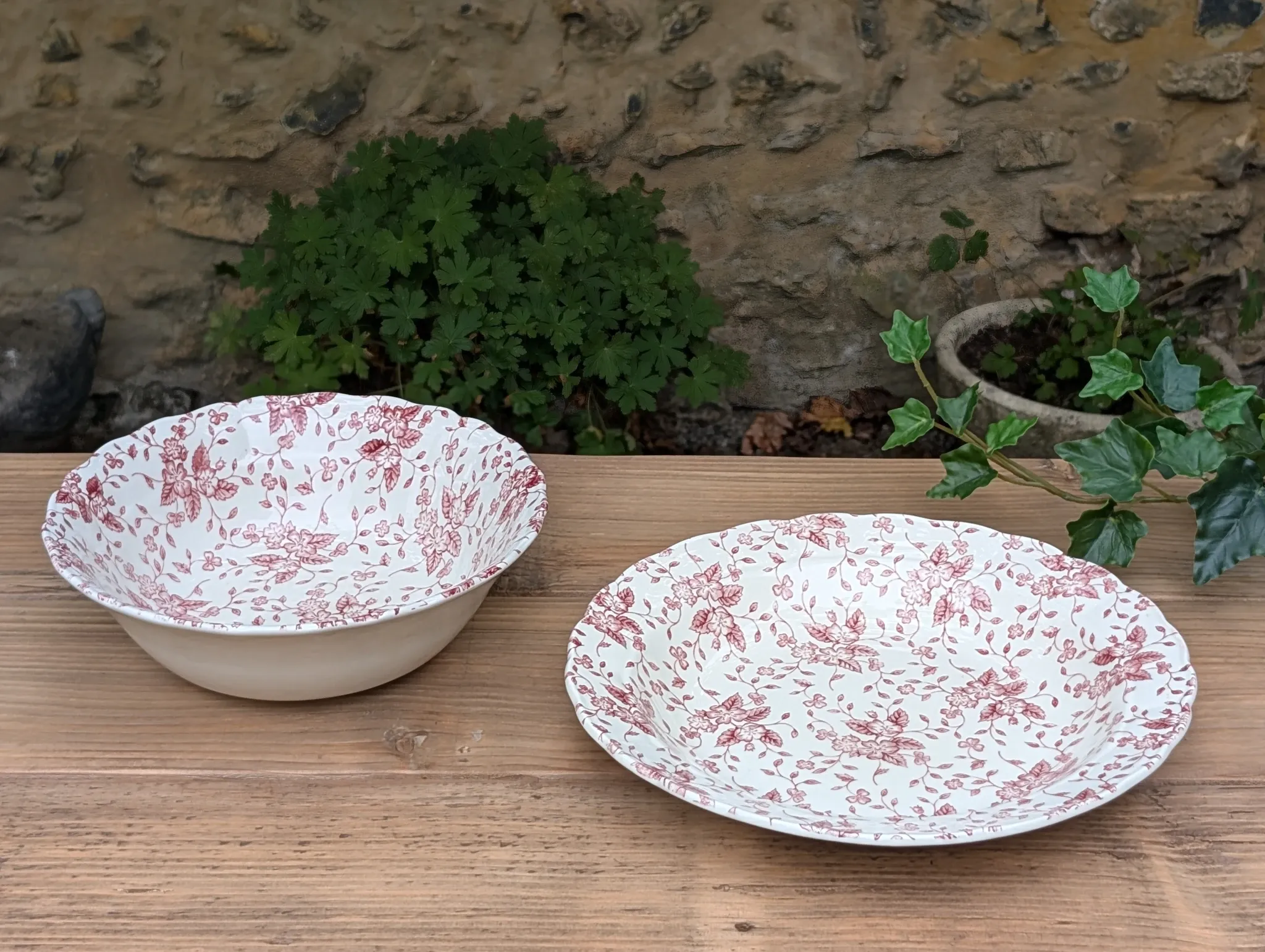 English plate and salad bowl duo