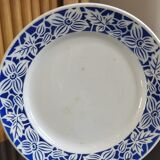 4 assiettes plates en faïence bleue et blanche de K&G Lunéville, modèle Blida