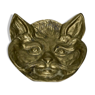 Cat ashtray