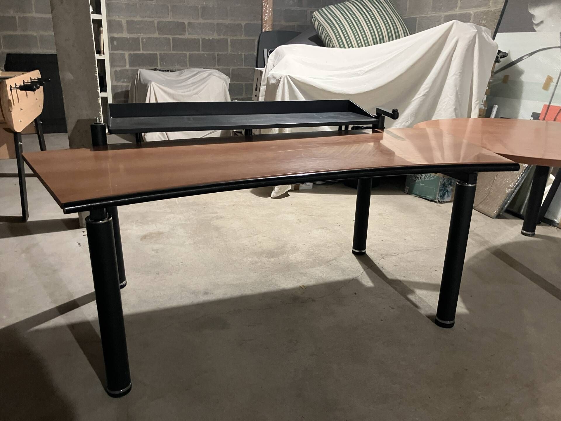 Management desk Vitra Metropole series