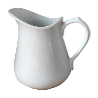 Milk pitcher