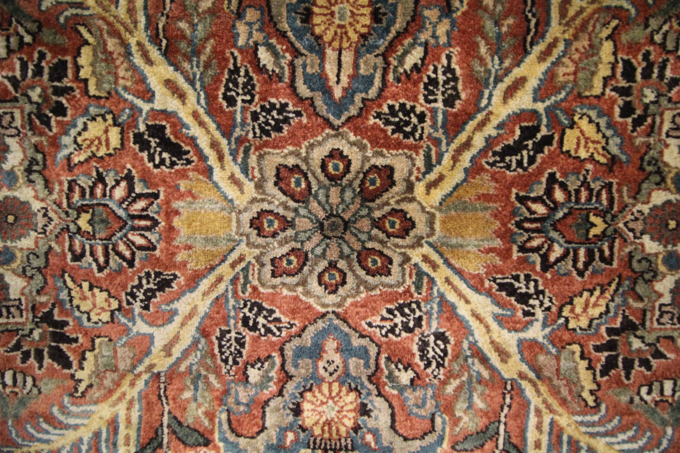 Handmade vintage indian agra carpet 1980 traditional wool area rug-