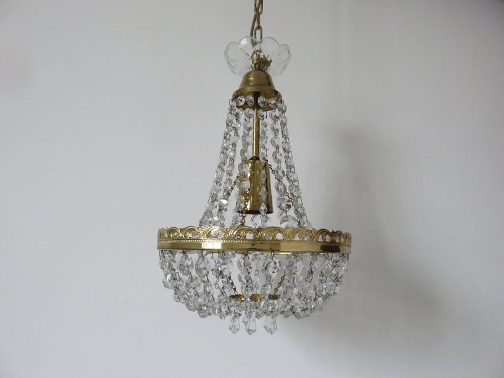 "Hot air balloon" chandelier with Deknudt stamps, 40s