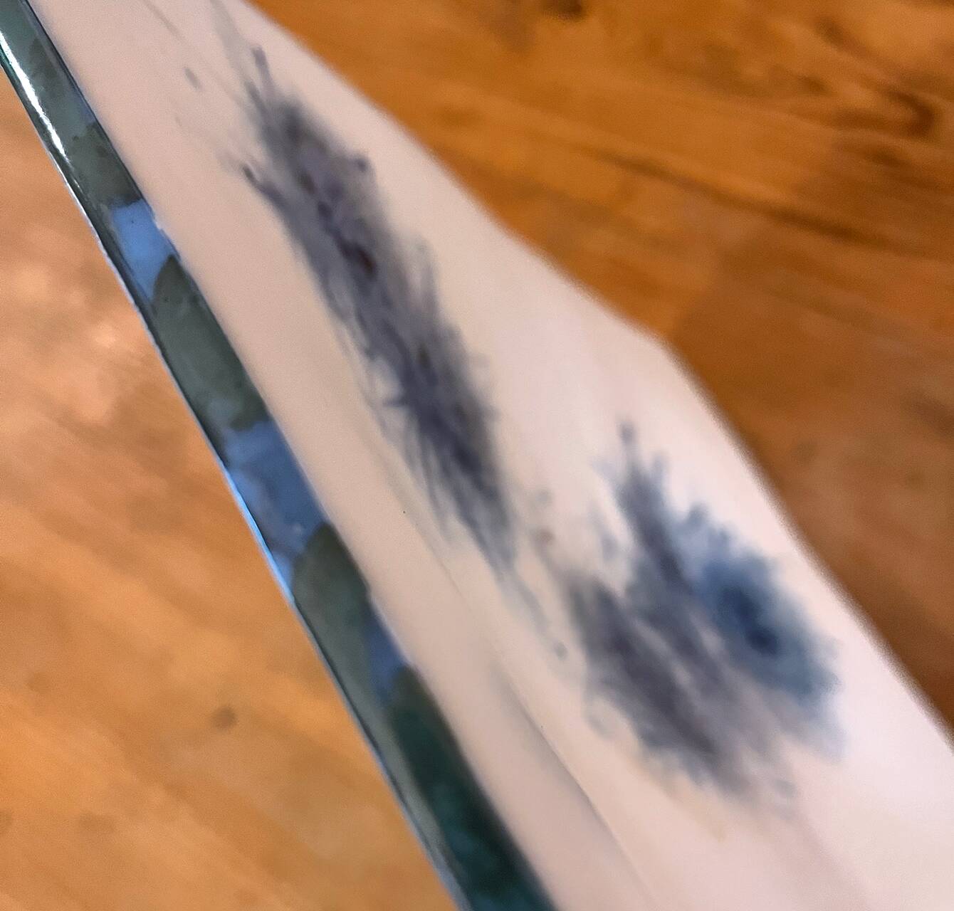 Square plate in opaline signed Bernard Gilbert