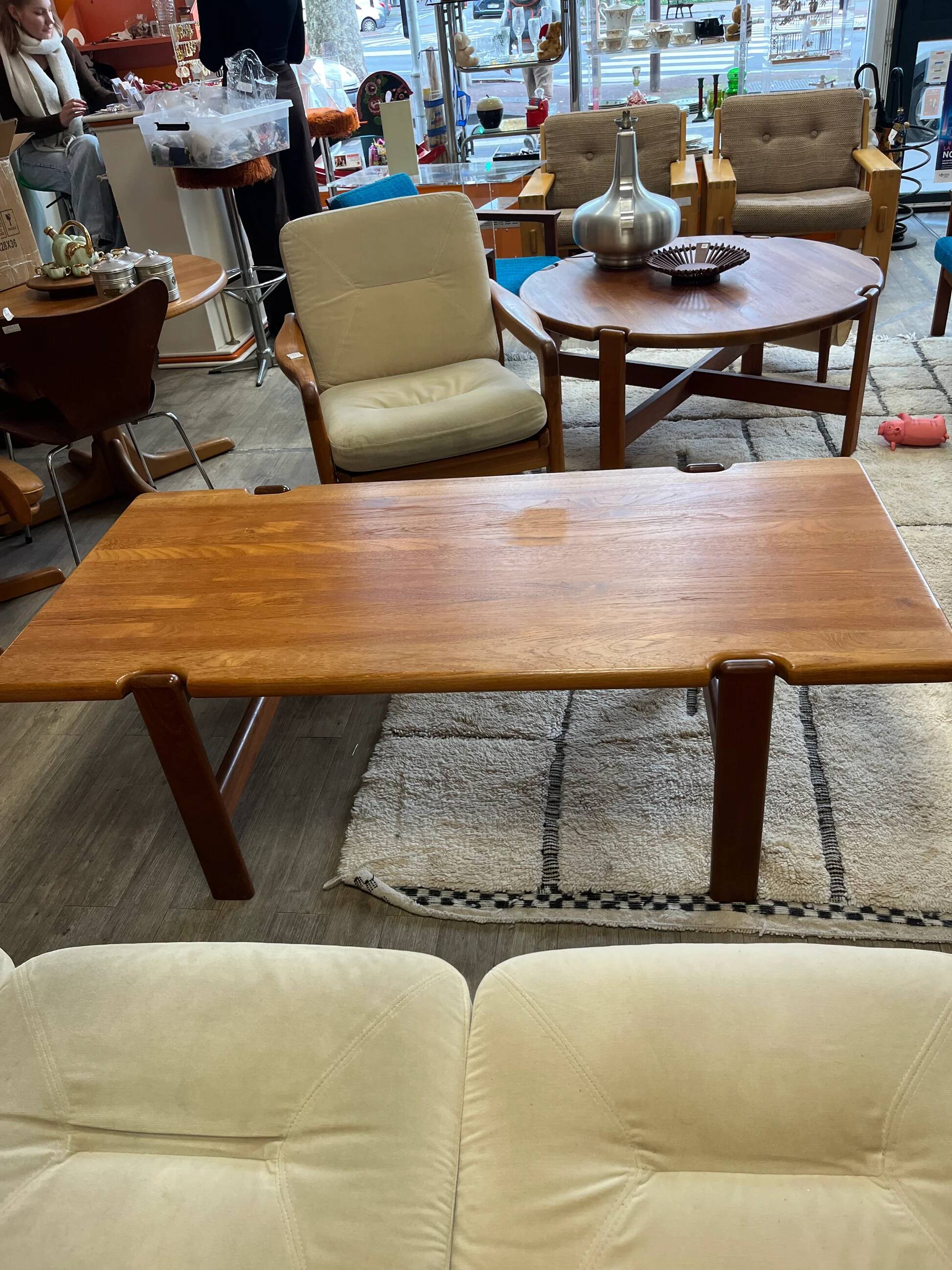 Scandinavian coffee table in solid teak from the 1970s.