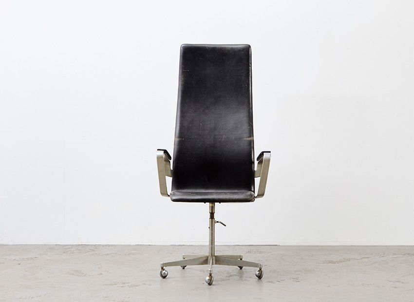 Arne Jacobsen Early Oxford Leather Desk Chair for Fritz Hansen 1965