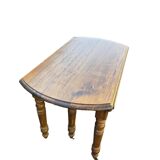 Kitchen/dining table with extensions