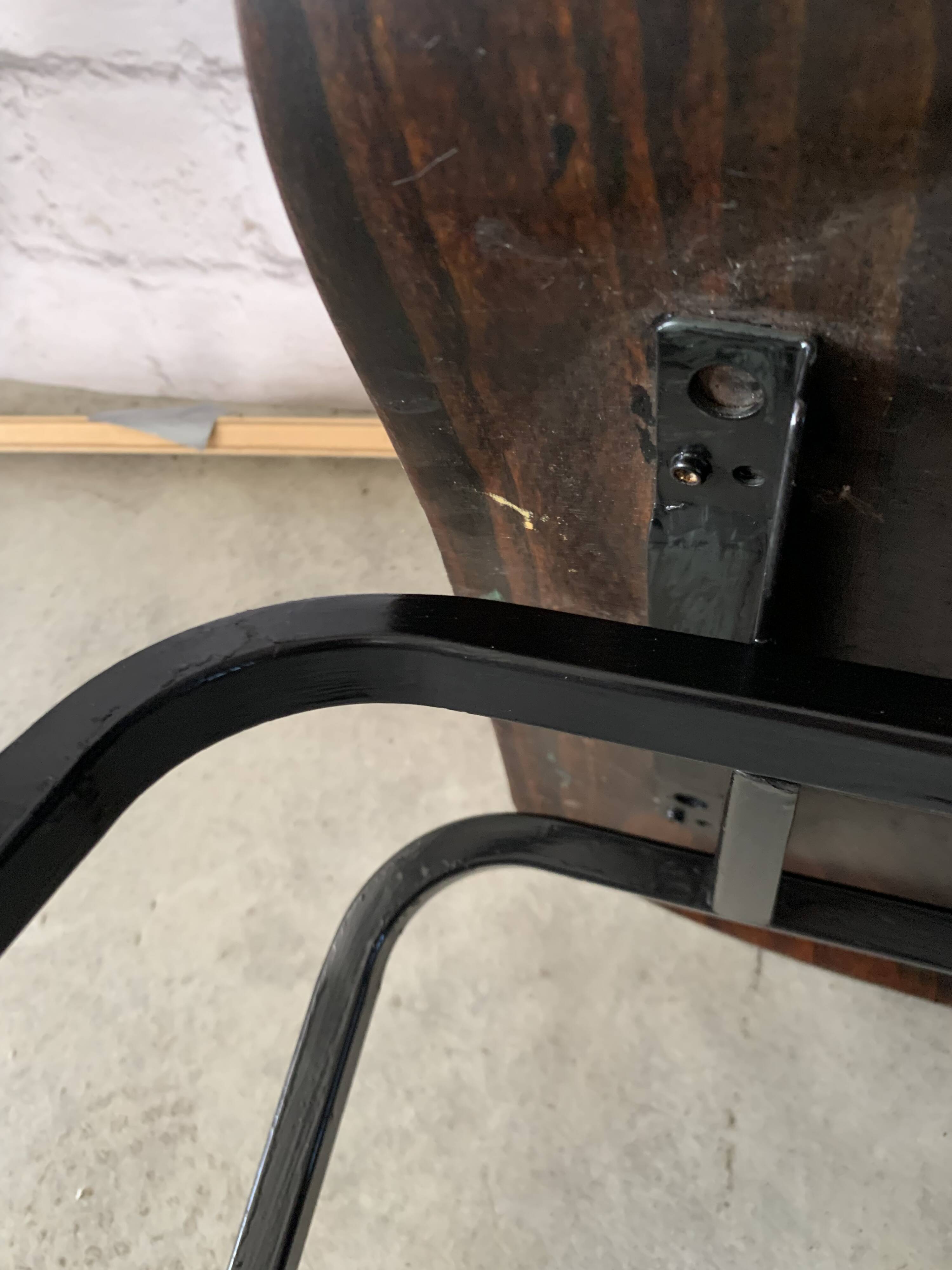 Set Of 2 Pagwood Eromes Chairs