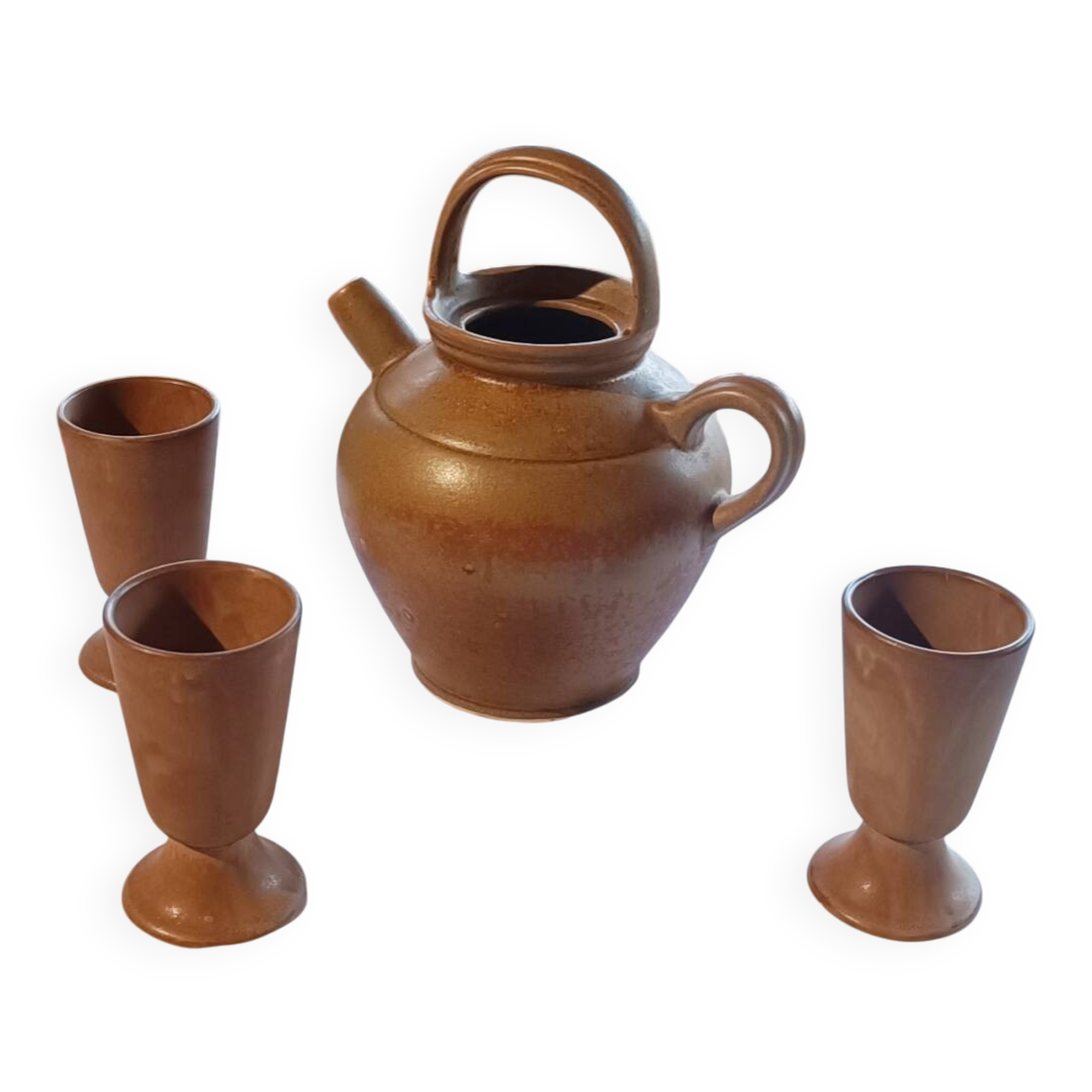 Iridescent carafe and 3 stoneware mazagrans from Digouin. Handmade work.