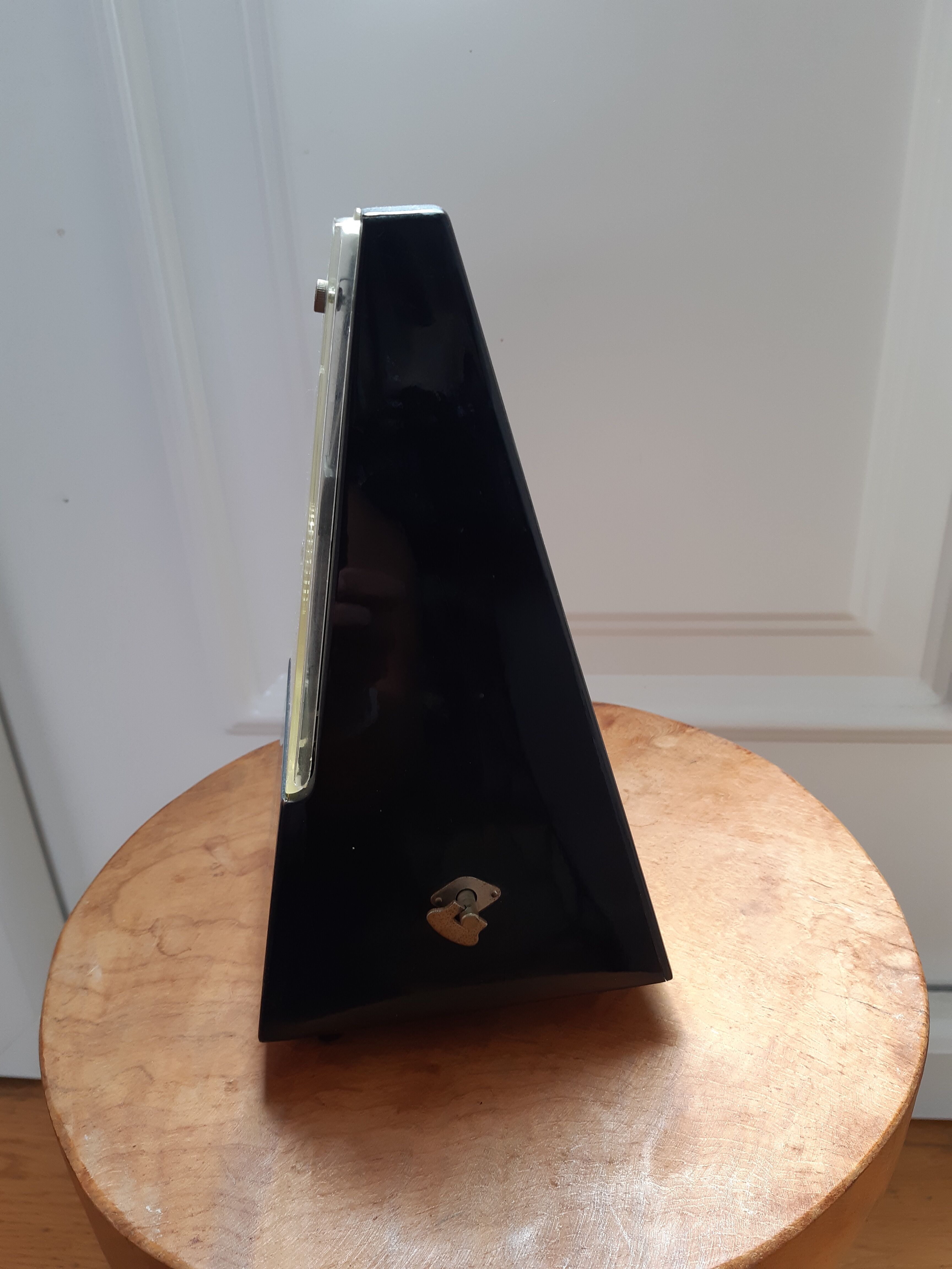 Former Bakelite metronome of the GDR
