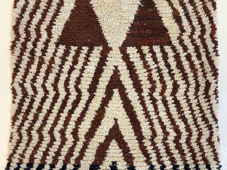 Traditional handwoven beni ourain rug size 140x260 cm