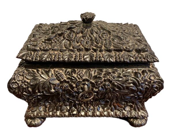 Coffre colonial en bois d'ébène