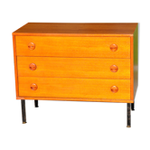 Scandinavian-type chest of drawers