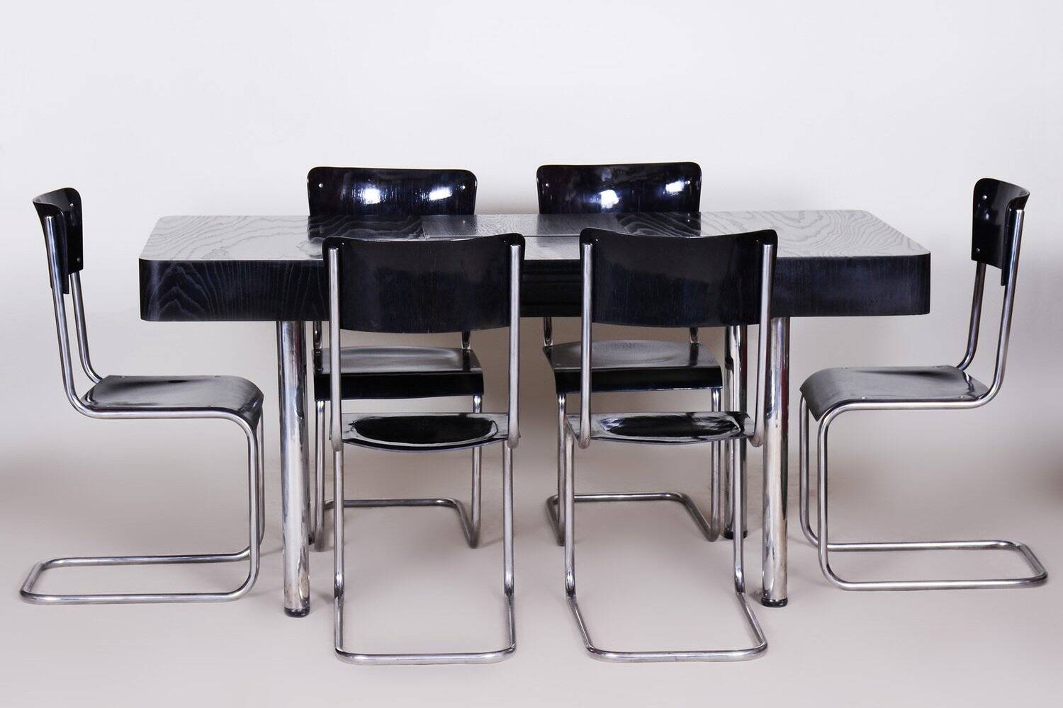 Bauhaus Extendable Dining Table in Oak Veneer and Chrome, 1930s