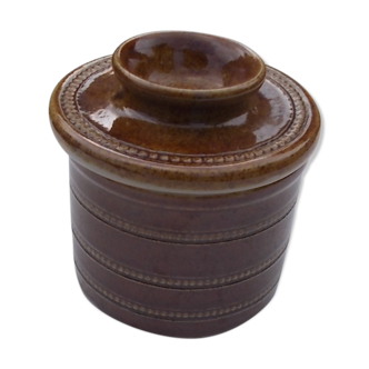 Berry sandstone water butter maker