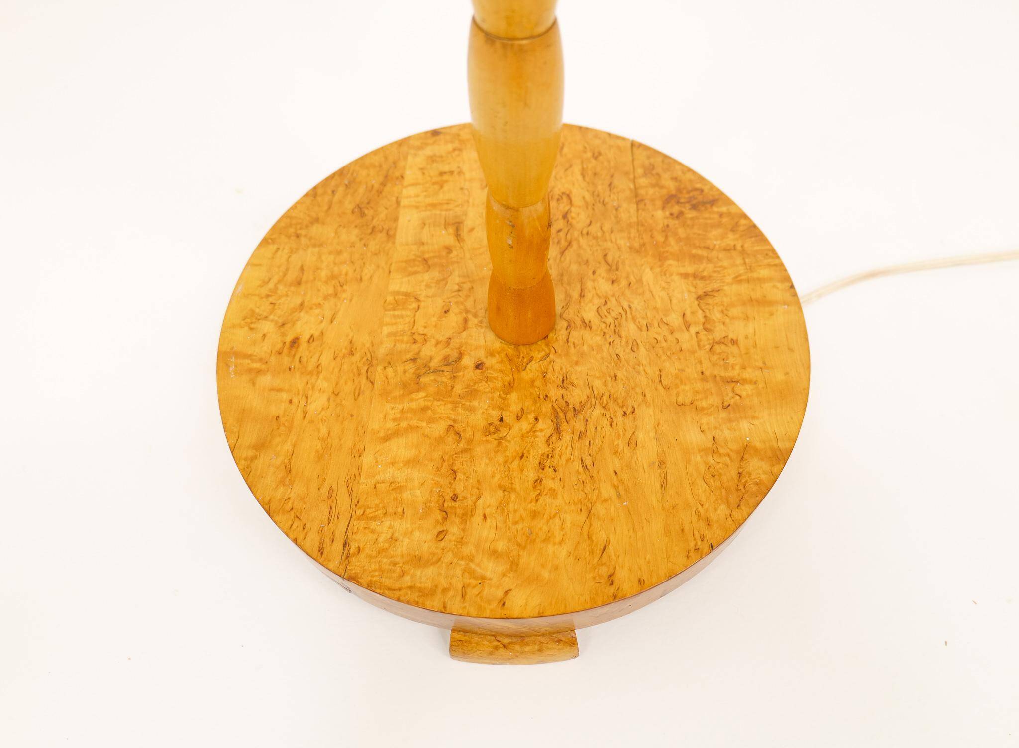 Mid-century organic floor lamp in birch and brass, Sweden, 1950s
