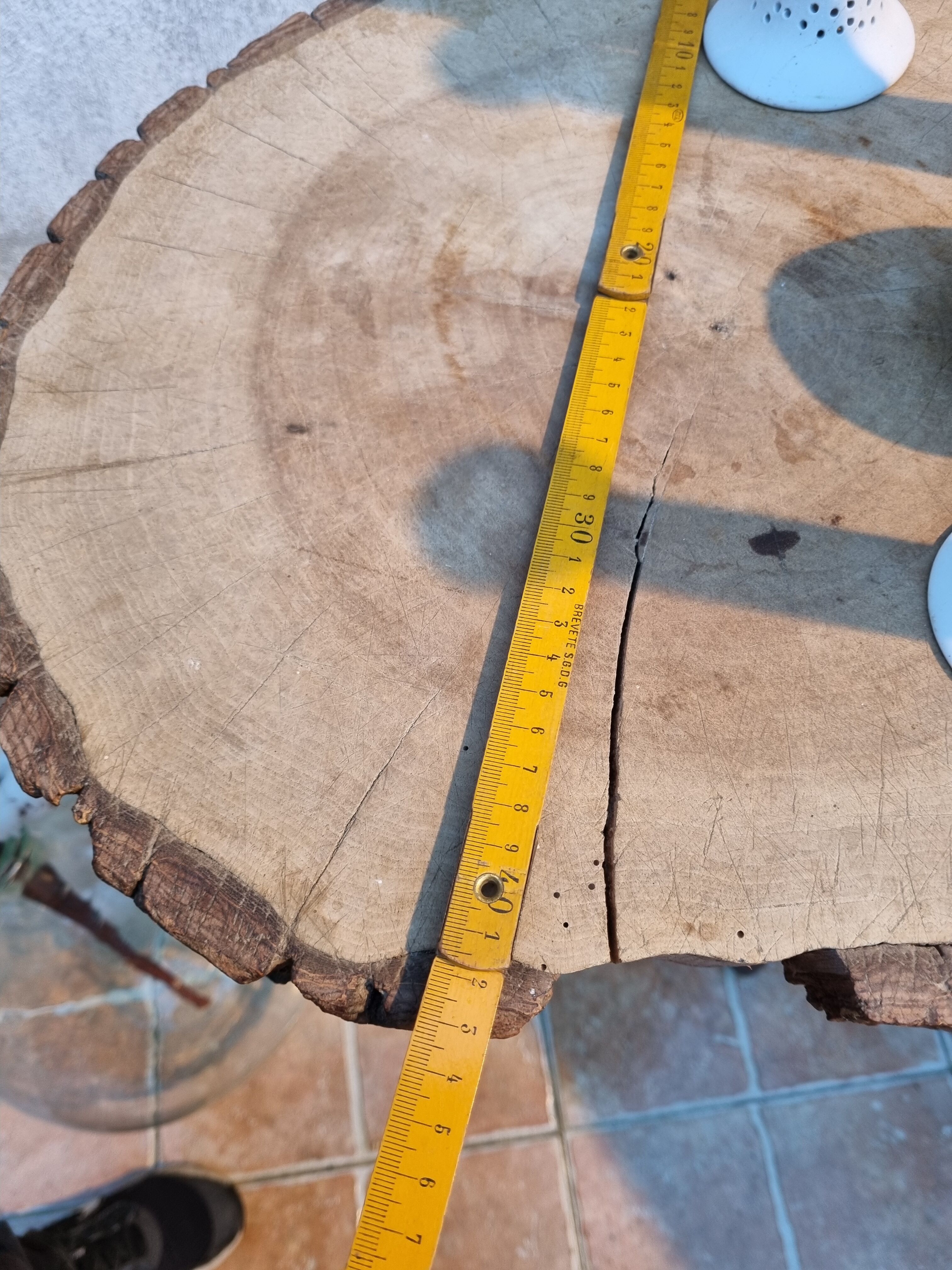 Brutalist tripod high table in wood and metal, 74 cm