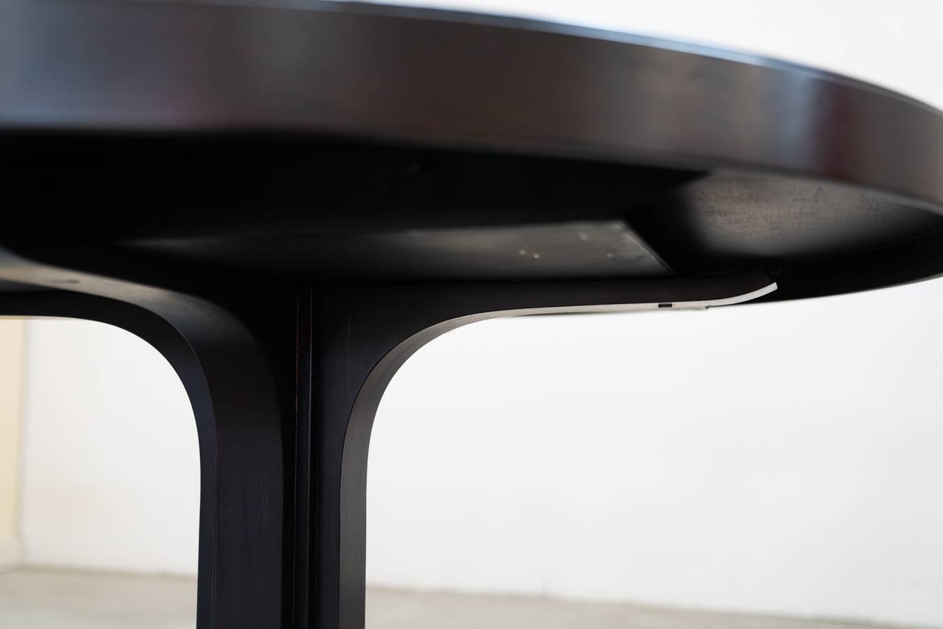 Table and 6 chairs mod. ibisco, 70's/80's