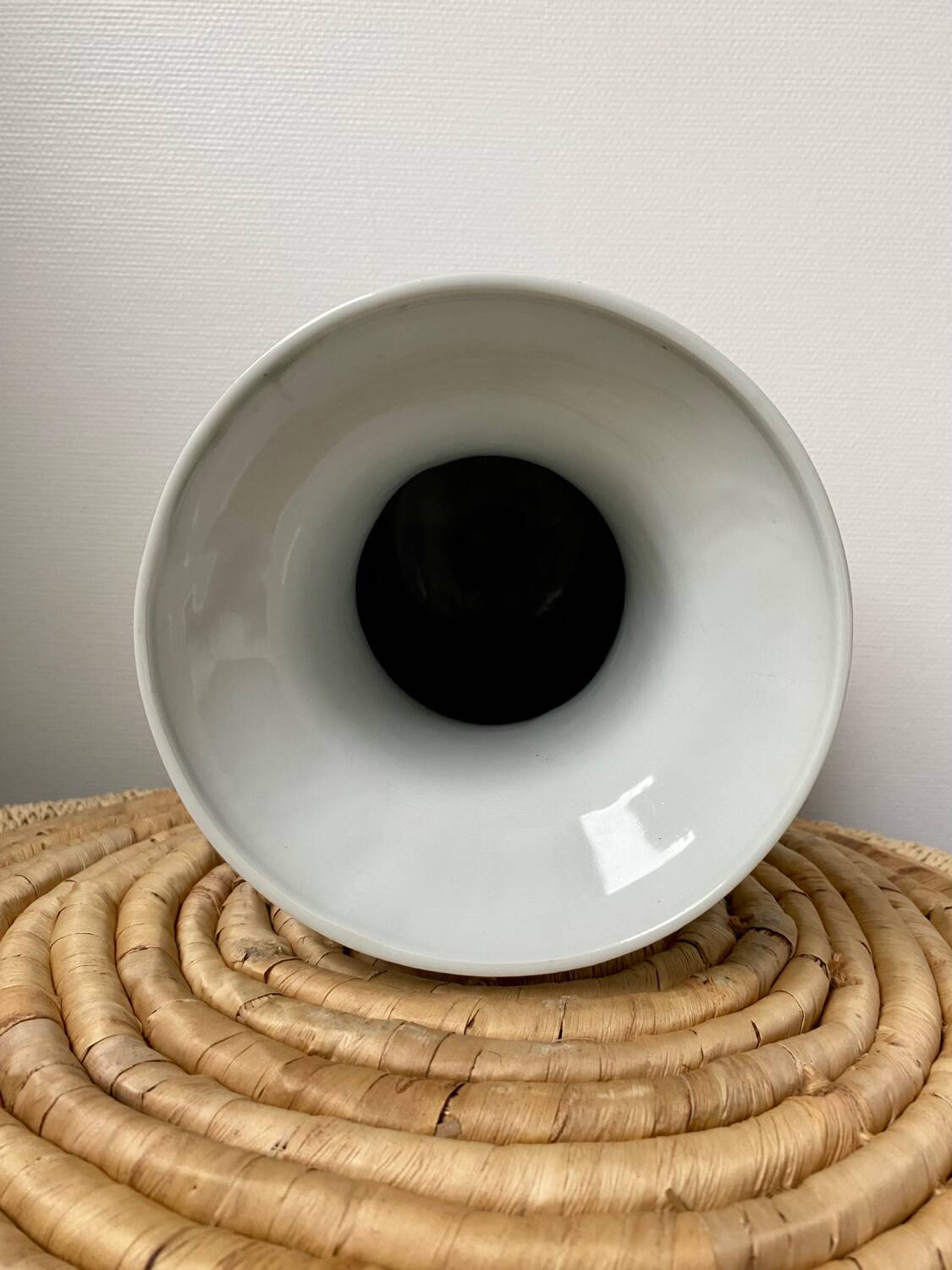 Baluster vase - China