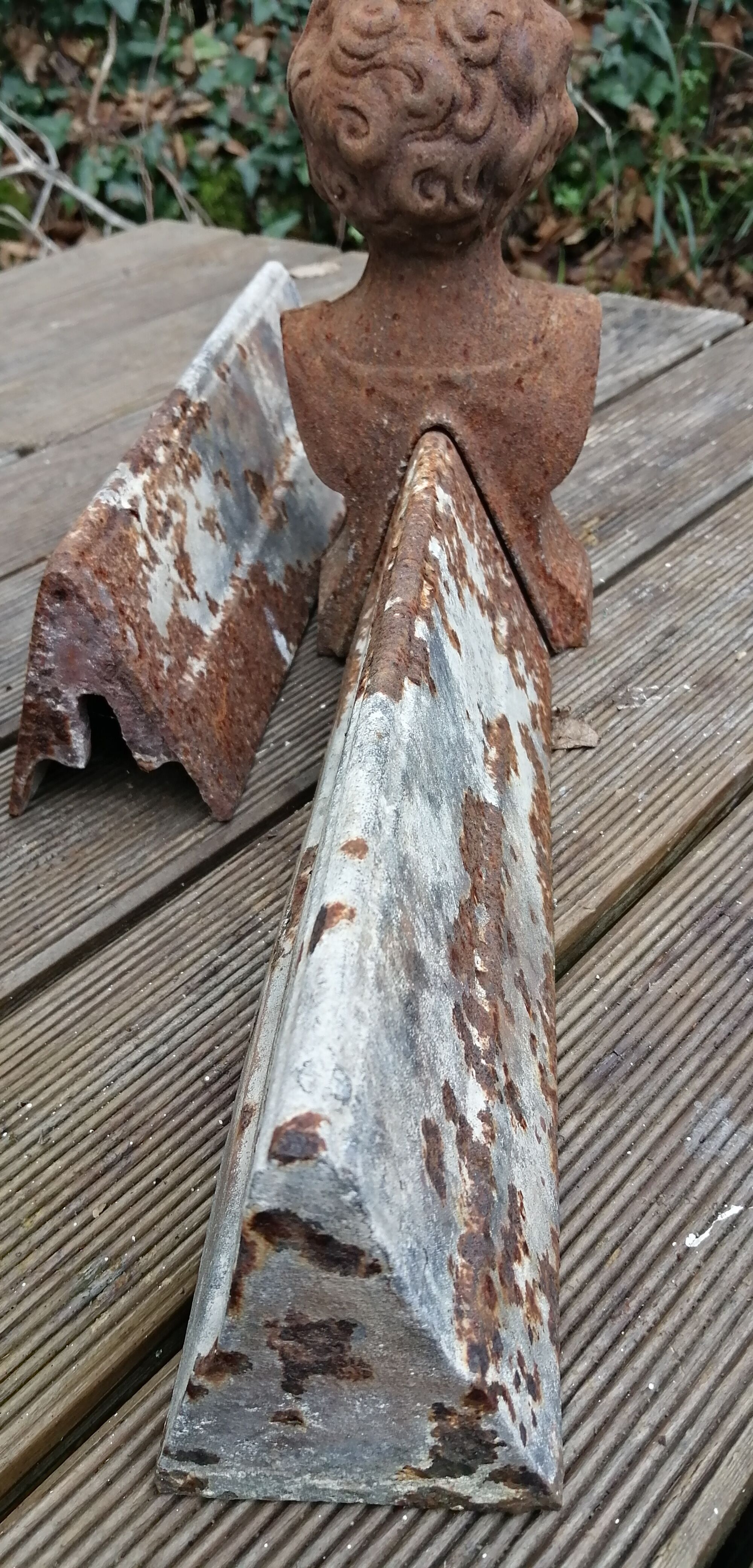 Pair of cast iron fireplace chenets "Children"